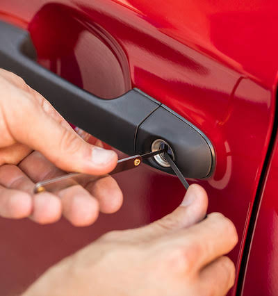 Notable Automotive Locksmith Services Offered by Kwikey in Palm Beach Gardens