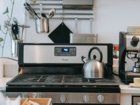 Key Factors To Consider When Choosing A Reliable Outdoor Kitchen Appliances Repair Technician