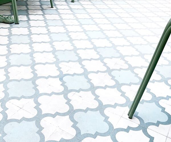 Floor tiles