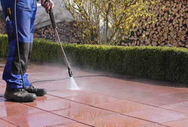 Garage power washing