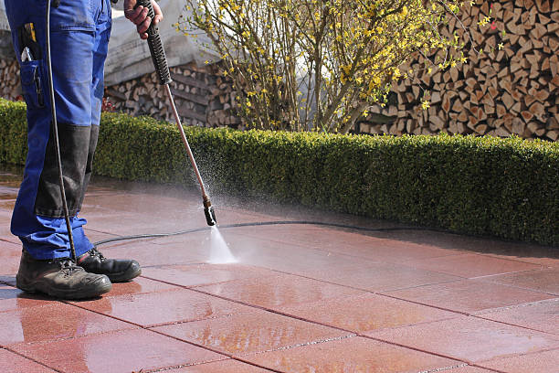 Garage power washing